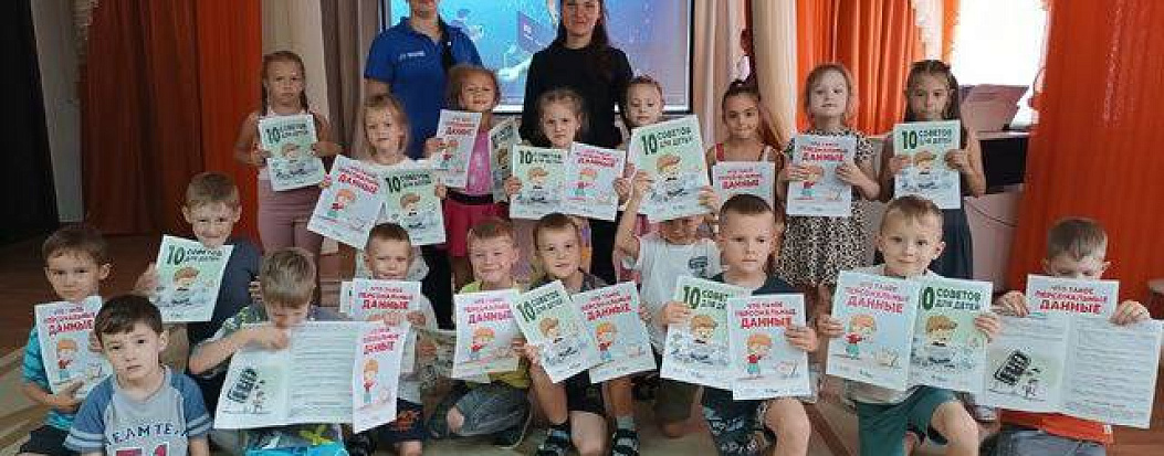 В новом учебном году прошли первые уроки от экспертов Лиги в школах страны